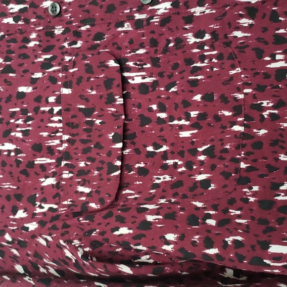 A Banana Republic blouse - Picture 2 of 7